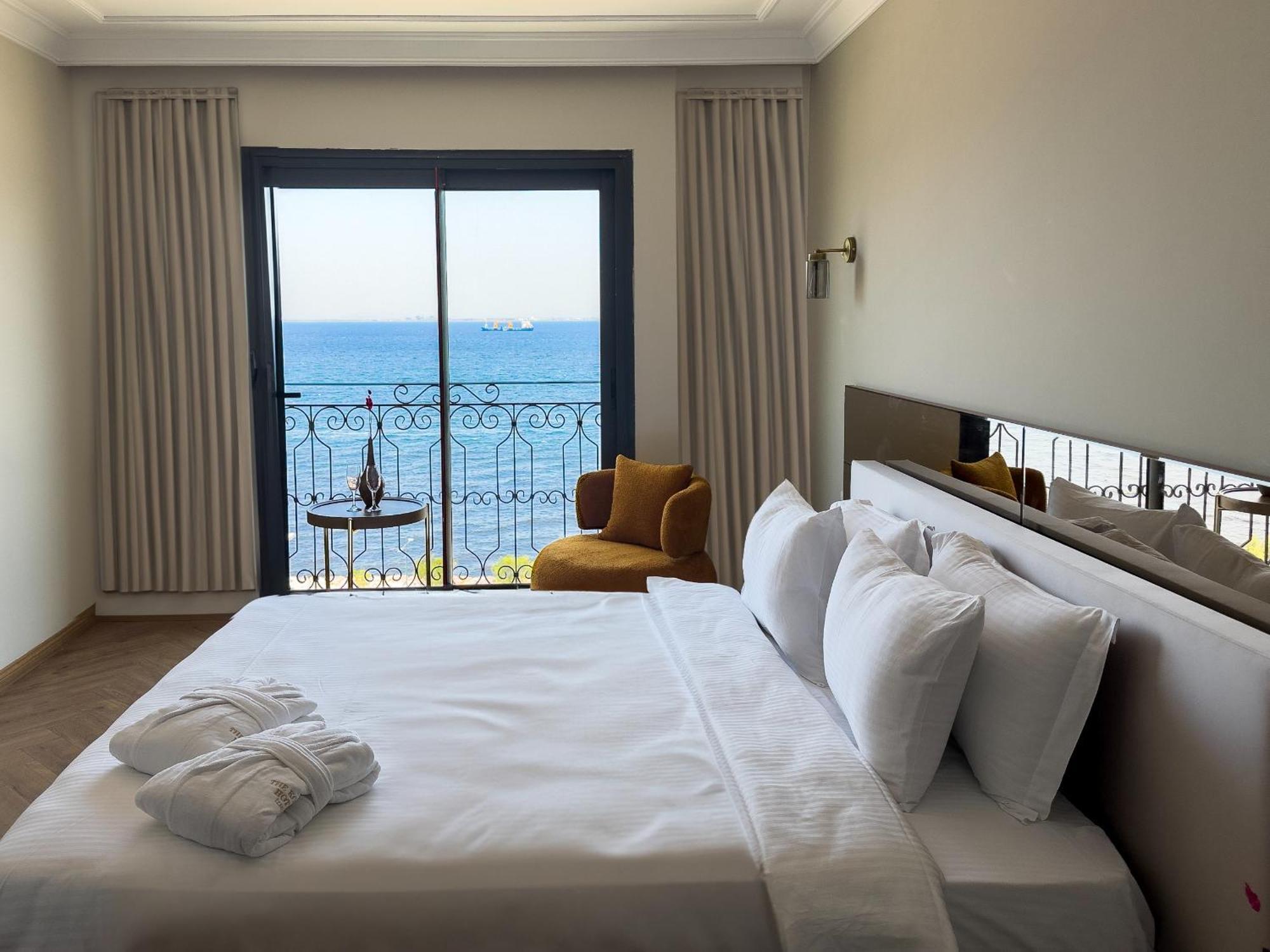 The Yali Konak Hotel İzmir Extérieur photo