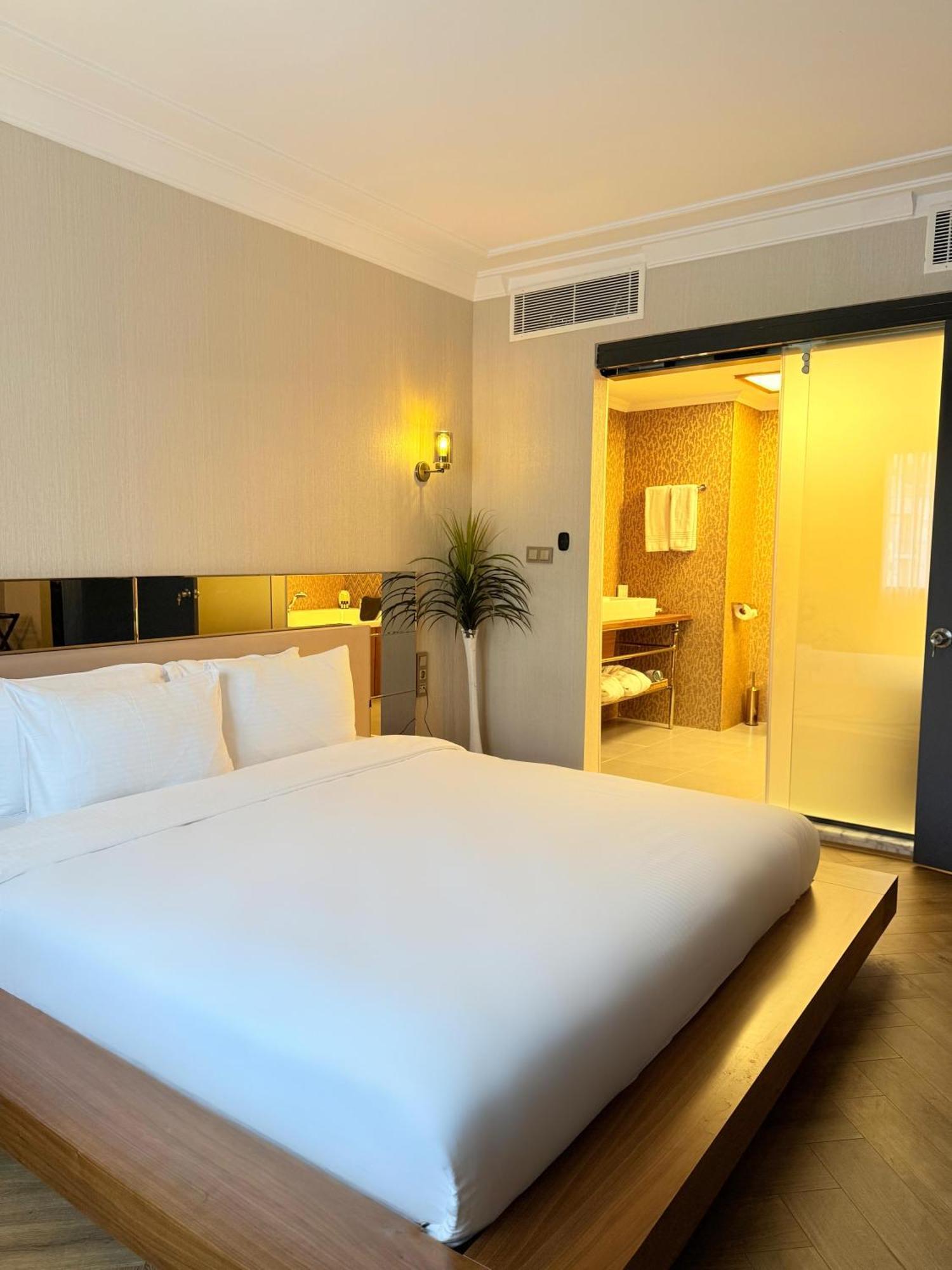 The Yali Konak Hotel İzmir Extérieur photo