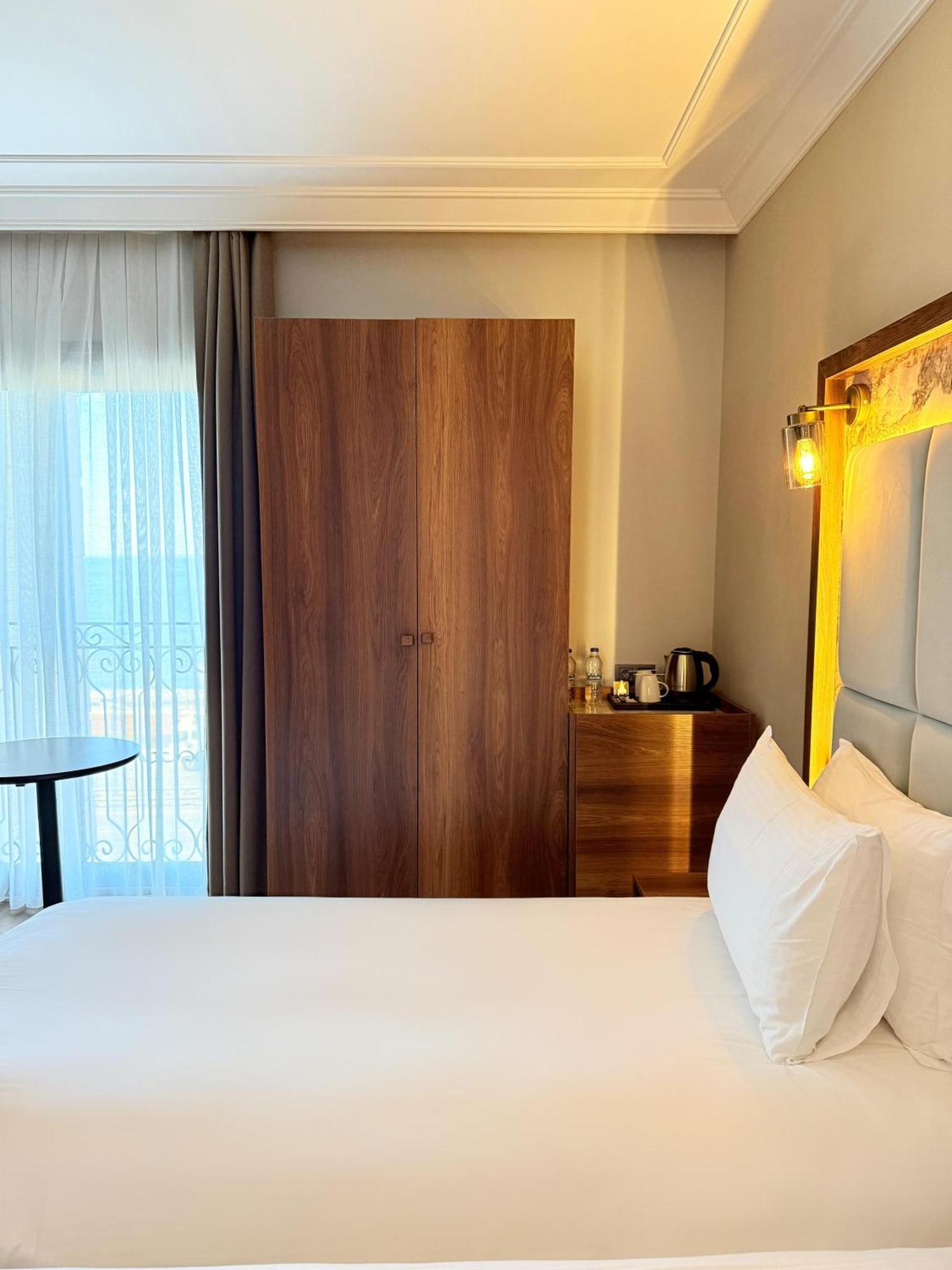 The Yali Konak Hotel İzmir Extérieur photo