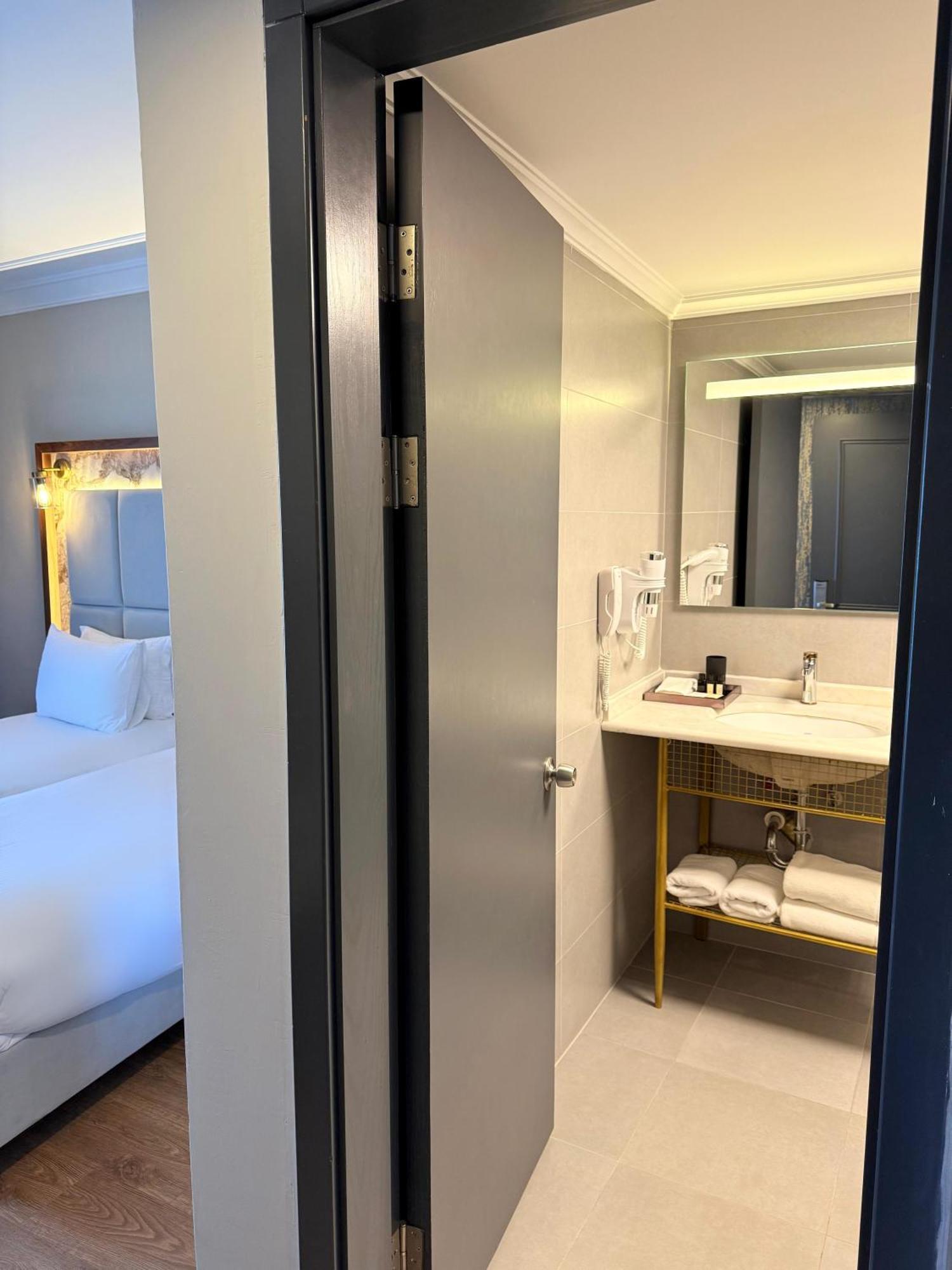 The Yali Konak Hotel İzmir Extérieur photo