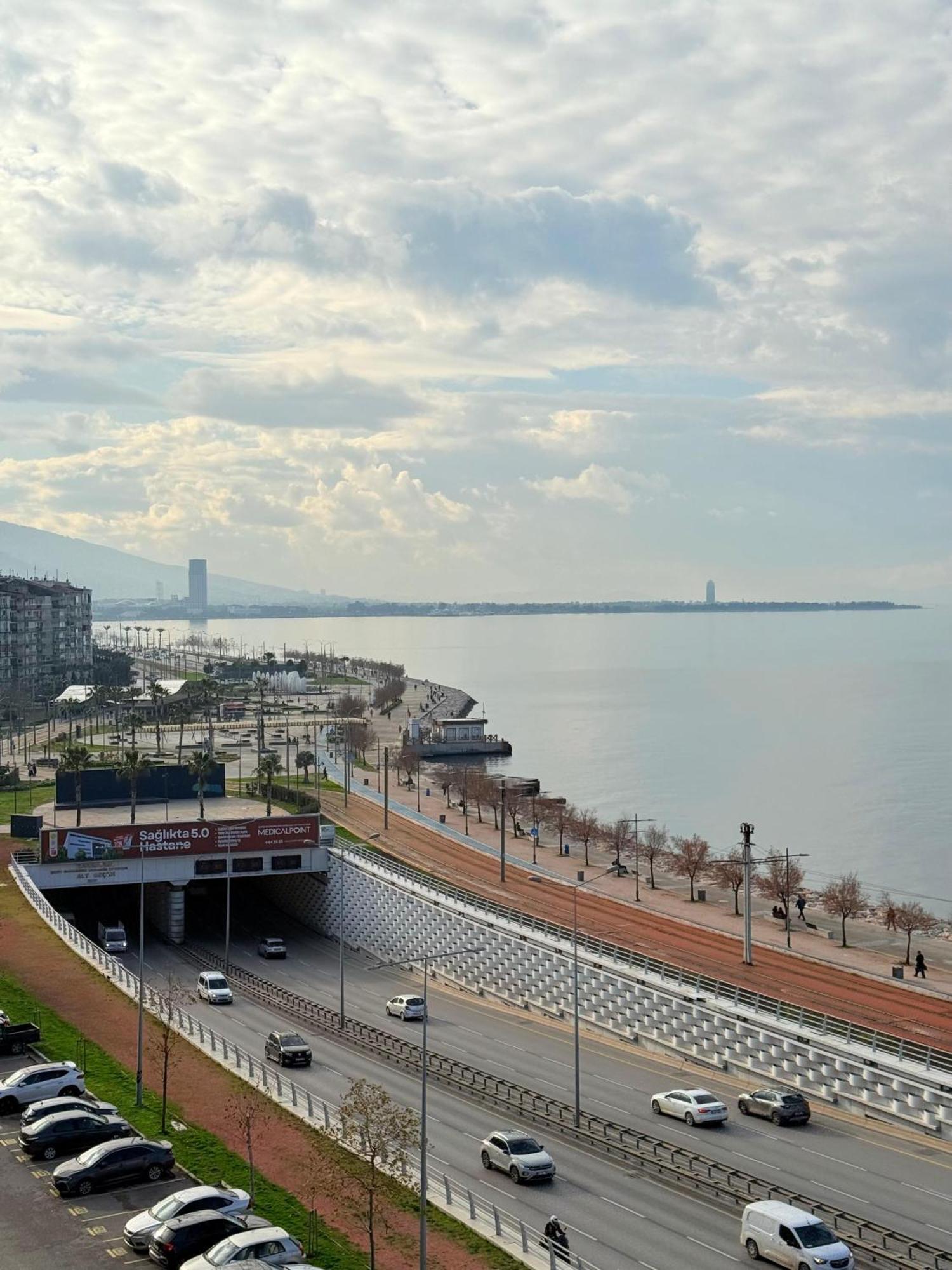 The Yali Konak Hotel İzmir Extérieur photo